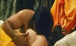 लड़कियों के फर्श पर मज़ा भोजपुरी फिल्म सेक्सी वीडियो समलैंगिक होने